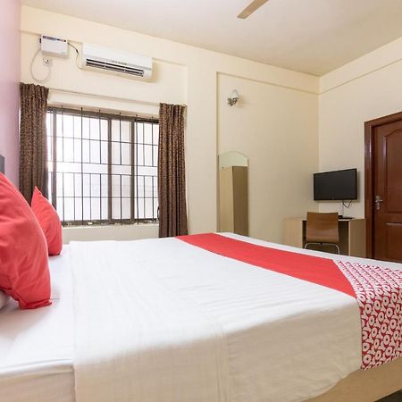 Capital O 5379 The Roy Grand Inns 벵갈루루 외부 사진