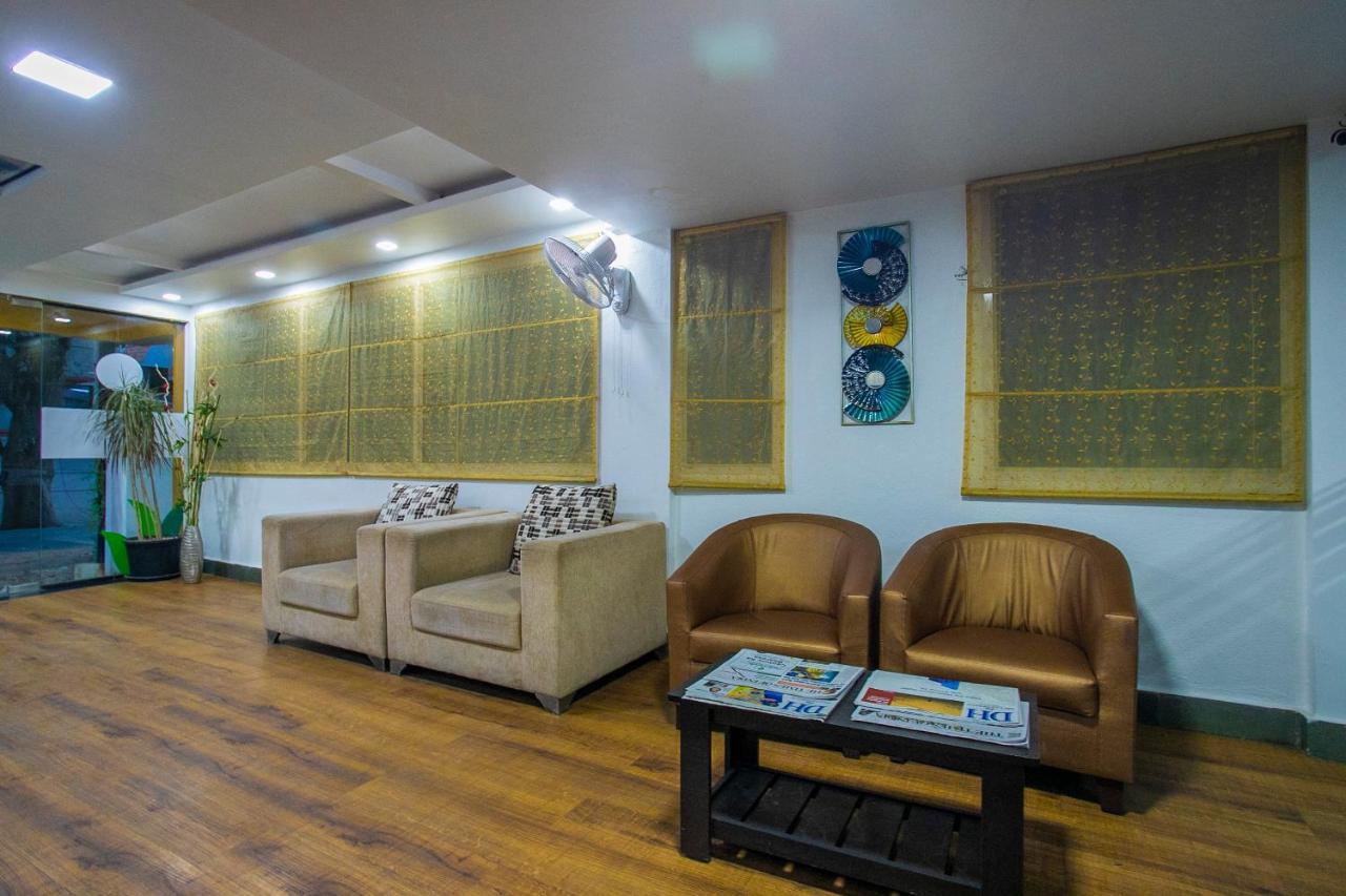 Capital O 5379 The Roy Grand Inns 벵갈루루 외부 사진